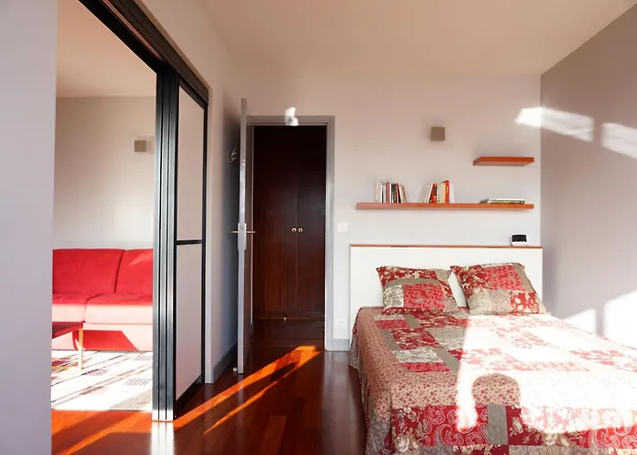 15 With Local Lifestyle Apartamento